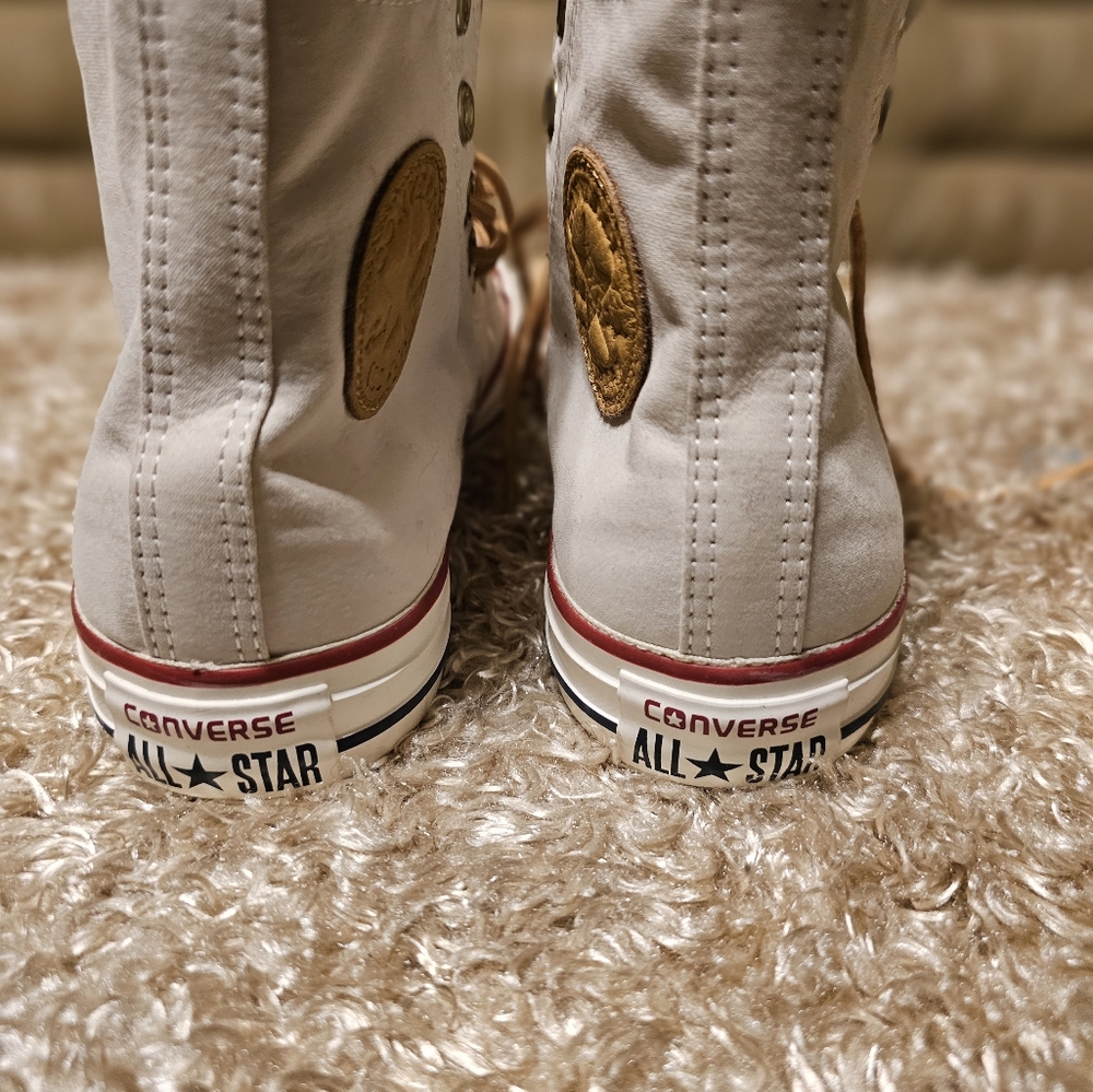Converse - Picture 3 of 4
